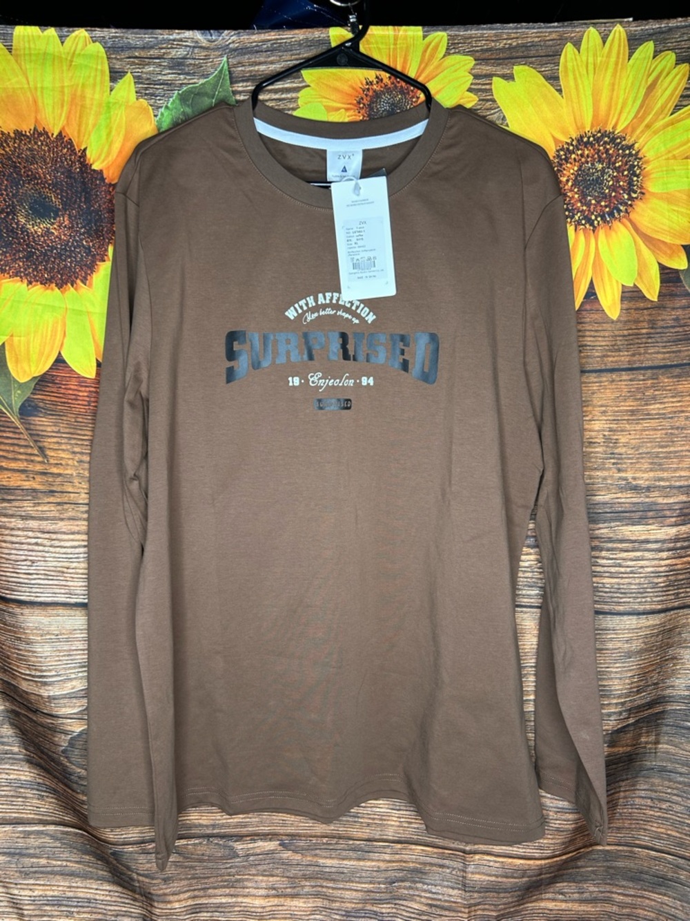 Surprised Men's Long-Sleeve Tee in Brown